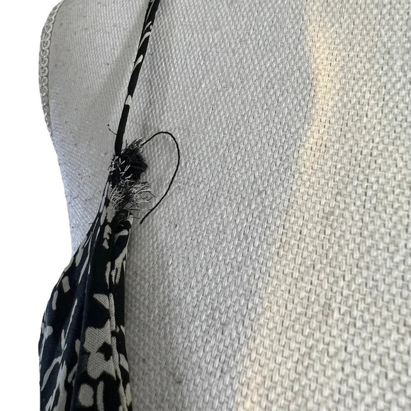 Aqua Black and White Floral Dress Size XS Asymmetrical Hem Spaghetti Straps - Picture 9 of 11